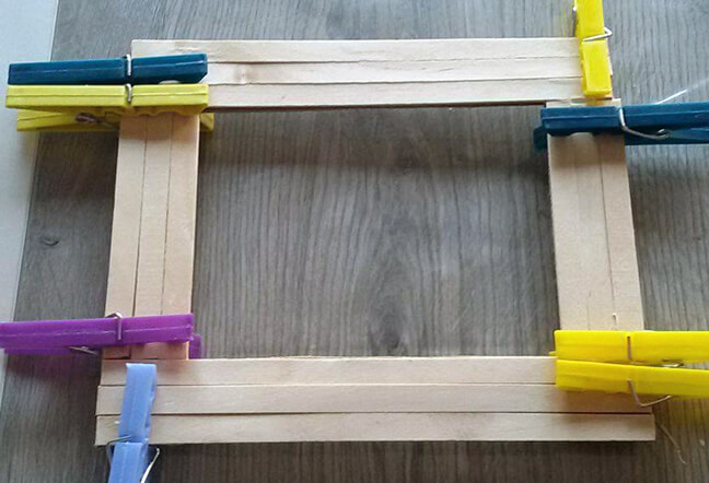 Karton Ve Çubuklardan Çerçeve Yapımı